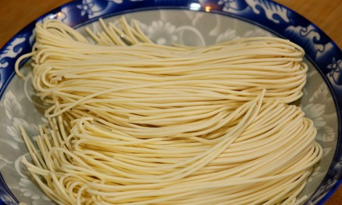 鹅口疮和舌炎区别-鹅口疮和唇炎的区别、口腔溃疡与鹅口疮有什么区别 -溃疡性口腔炎和鹅口疮区别网