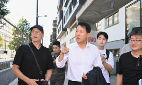 鹅口疮和舌炎区别-鹅口疮和唇炎的区别、口腔溃疡与鹅口疮有什么区别 -溃疡性口腔炎和鹅口疮区别网